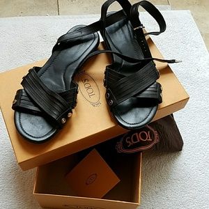 Tod's black ankles wrap strappy sandals